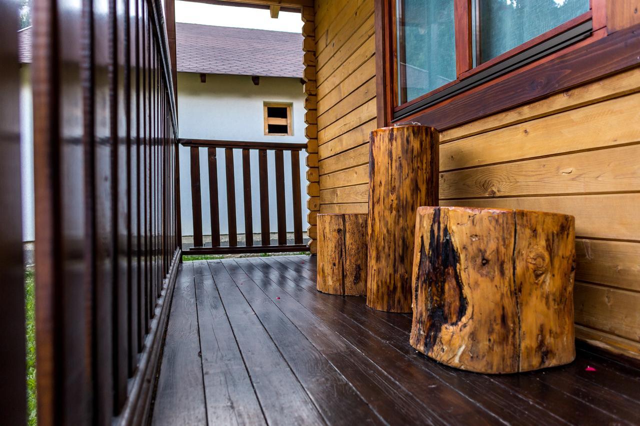 Casutele Suhardul Mic Vila Lacu Rosu Exterior foto