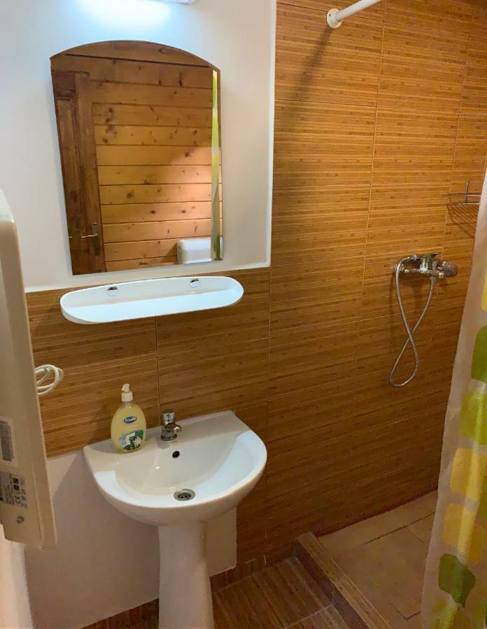 Casutele Suhardul Mic Vila Lacu Rosu Exterior foto